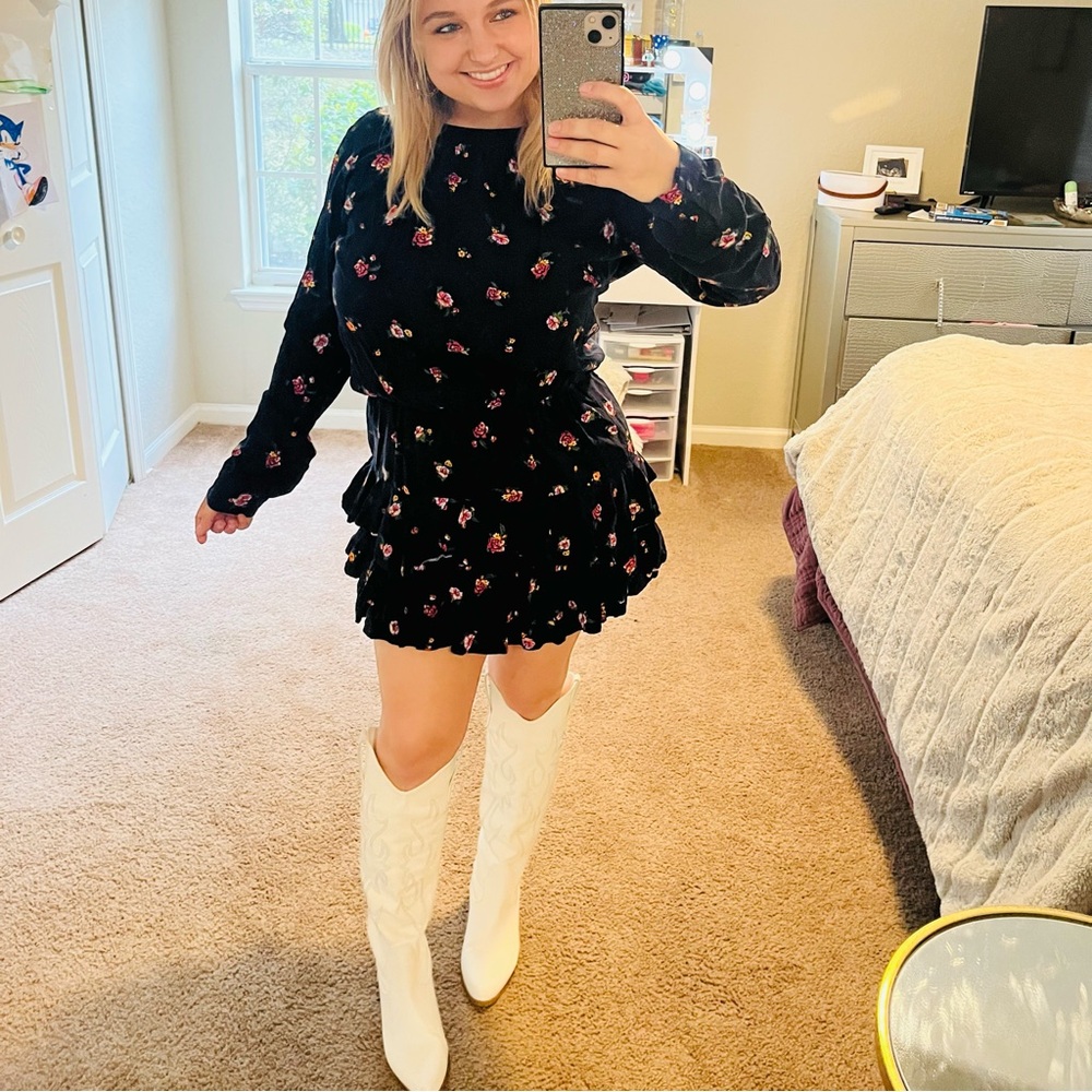 Chelsea Sky dress
